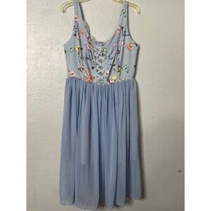 Elegant Light Blue Large Dress With Butterfly Print & Lace-Up Detail Zip Midi